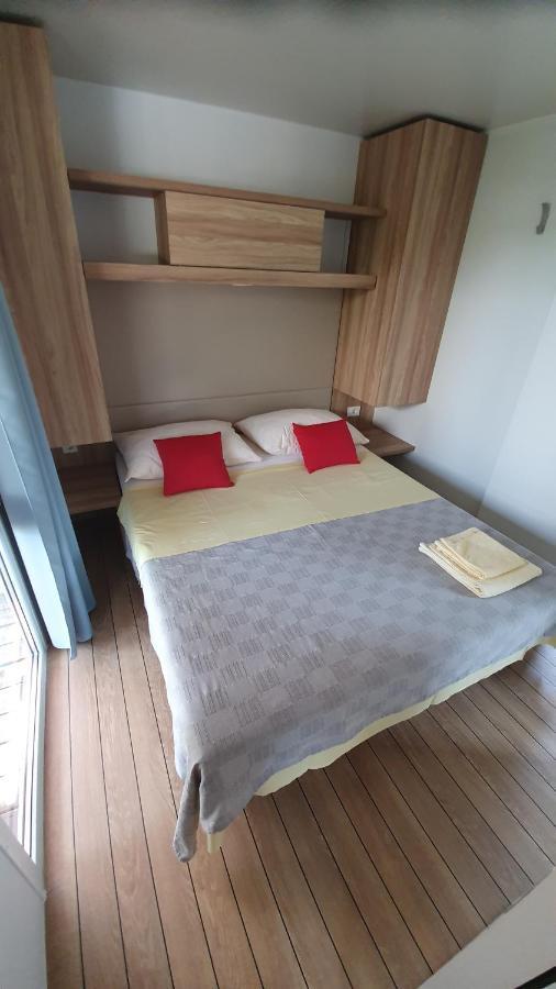 Mobile homes Kampor Extérieur photo