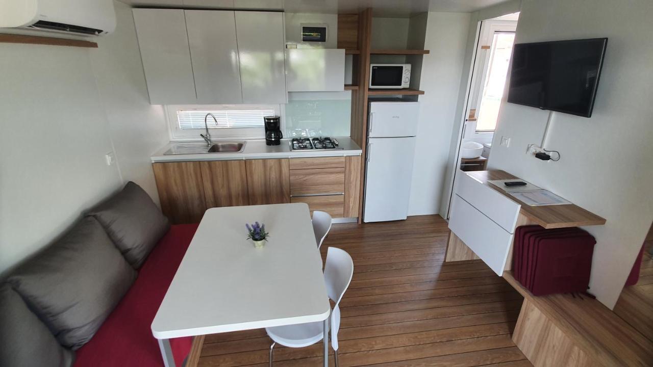 Mobile homes Kampor Extérieur photo
