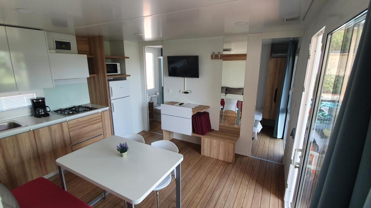 Mobile homes Kampor Extérieur photo