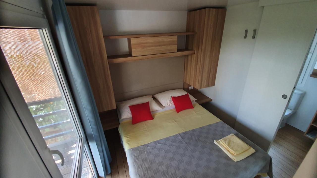Mobile homes Kampor Extérieur photo